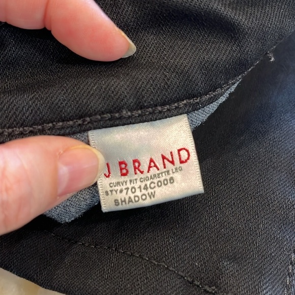 J Brand Curvy Fit Cigarette Leg Jeans (Distressed) | Shadow Black | 29 Waist‎ - Picture 6 of 14